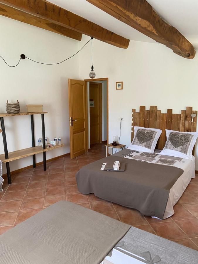 Bastide Campagne Canal Cucuron Luaran gambar